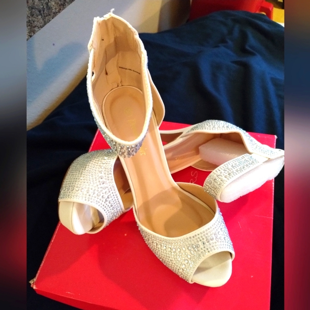 Women's Stiletto Rhinestone Sandals Size 10